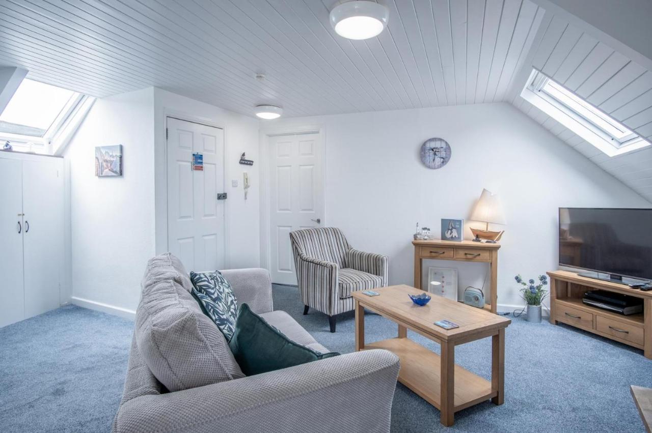 St Julians View - 1 Bedroom Apartment - Tenby Exterior photo
